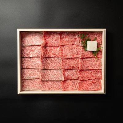 最高級A5ランク但馬系統薩摩牛 “極” 焼肉特上赤身肉ギフトセット 600g（4〜5人前）